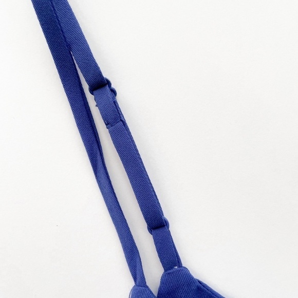 SCALLOP Crop Cami - Picture 6 of 6